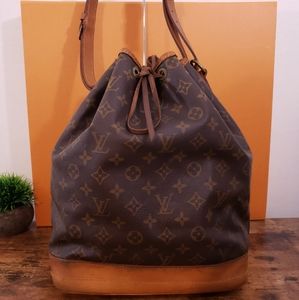 💕Louis Vuitton Petite Noe💕